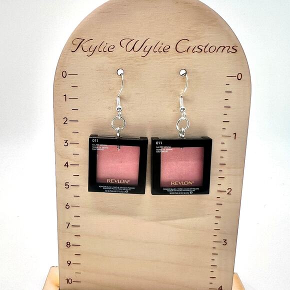 Make Up Earrings - Mini Brands Earrings - Blush Accessories - Foundation - Picture 13 of 14